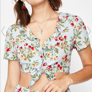 NWT Dollskill cherry tie front top